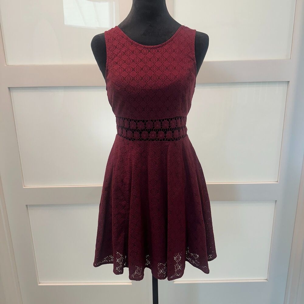 Free People Lace Dress Womens 4 Burgundy Excellent Crochet Fit Flare Mini - Picture 1 of 7
